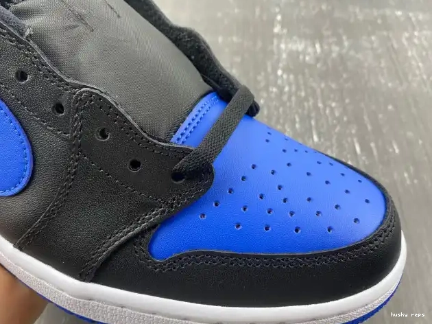 Rep Husky (2015) Low Retro 705329-004 1 Royal Jordan 0526